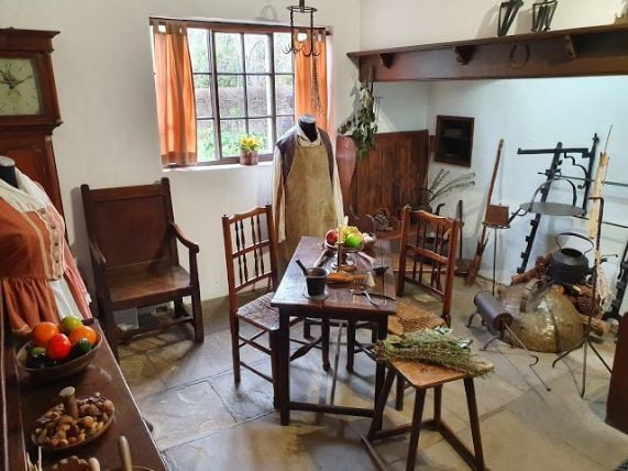 Cooks Cottage-4